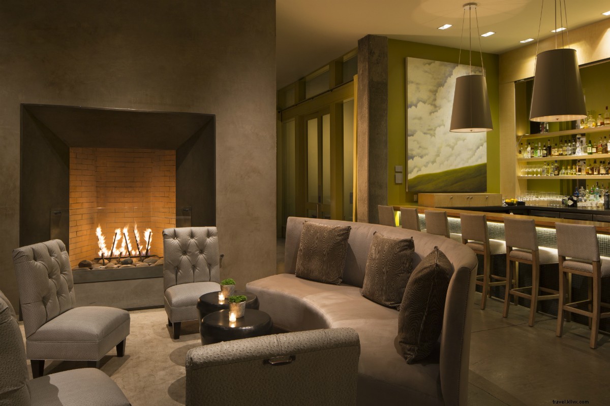 Le charme campagnard rencontre l’élégance urbaine à l’hôtel Healdsburg, Sonoma