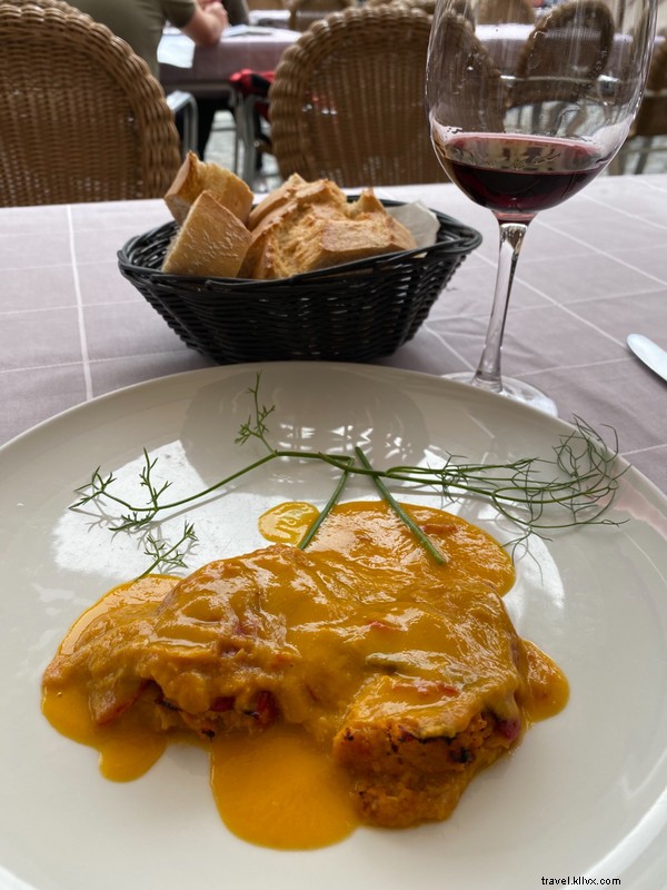 Poivrons rouges farcis au crabe