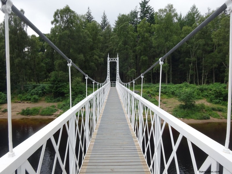 Le pont suspendu de Cambus O May