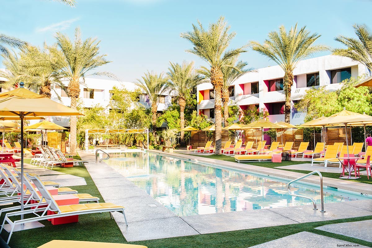 Le Saguaro Scottsdale – Un hôtel arc-en-ciel au cœur de Scottsdale