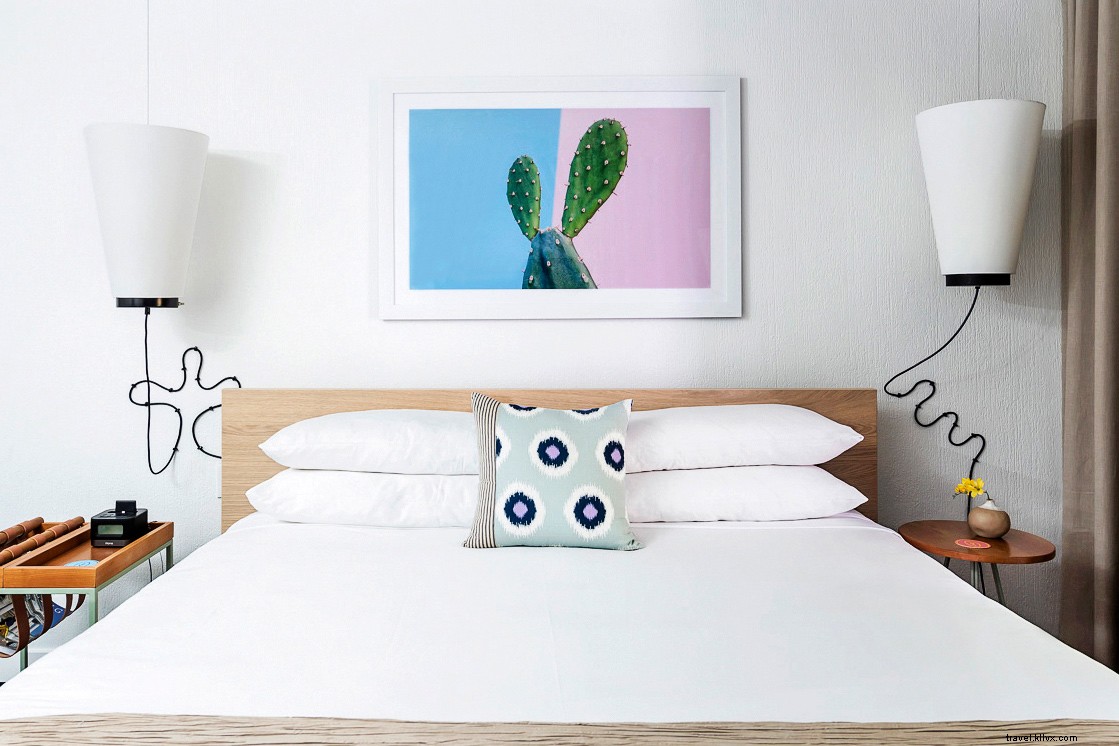 Le Saguaro Scottsdale – Un hôtel arc-en-ciel au cœur de Scottsdale