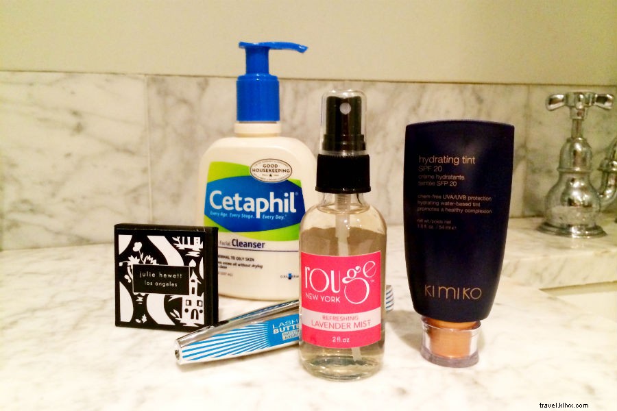 Conseils beauté en plein vol d’une maquilleuse renommée