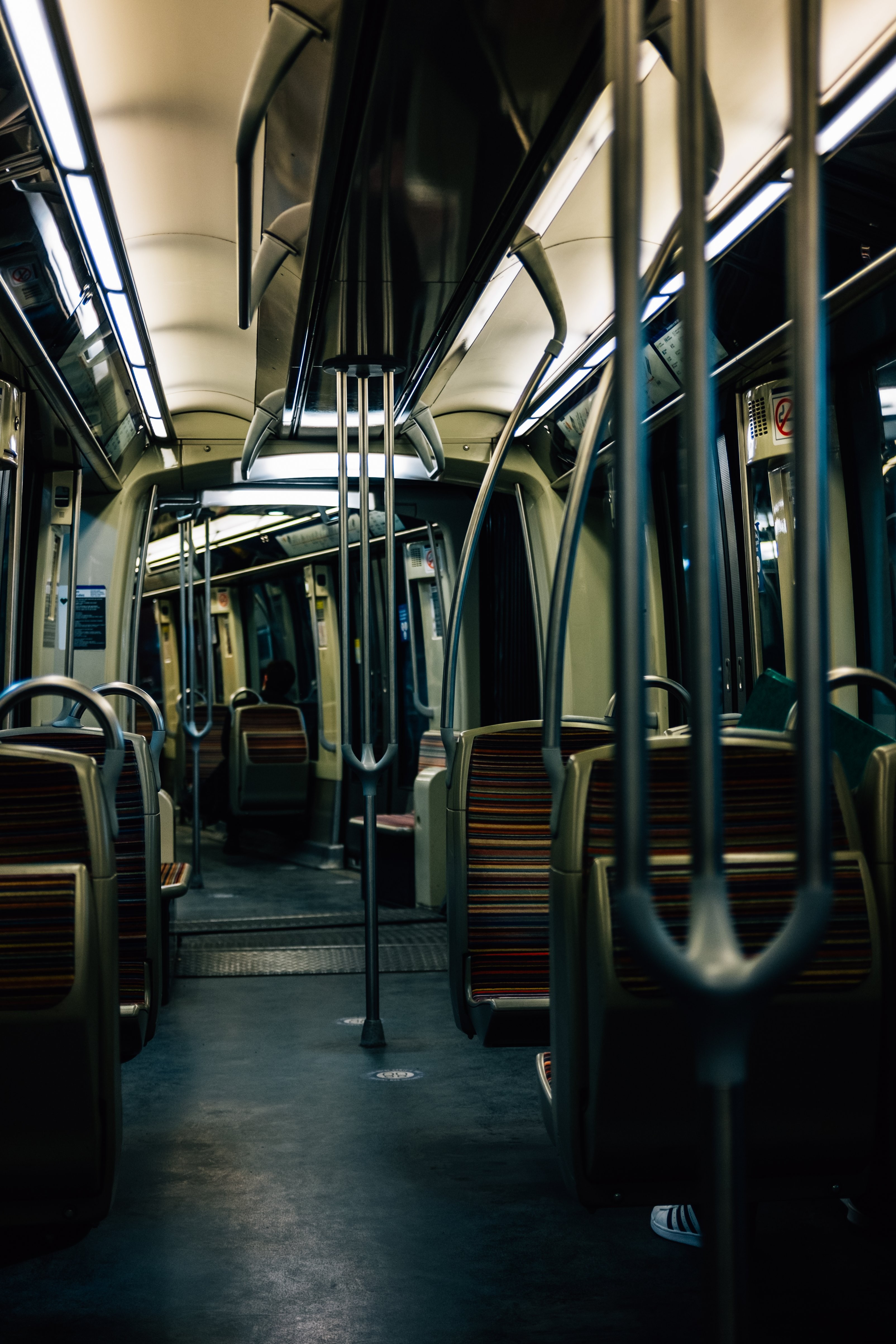 Intérieur vide d un véhicule de transport en commun