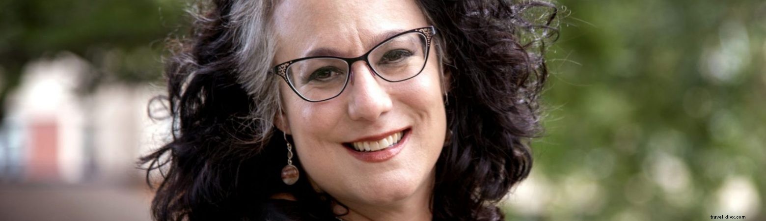 Leanne Marrama chez Pentagram : sorcière, prêtresse et médium renommée