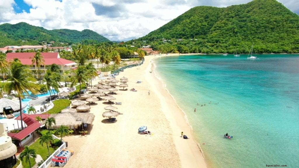Les 10 plus belles plages des Caraïbes (et où loger près de chacune)