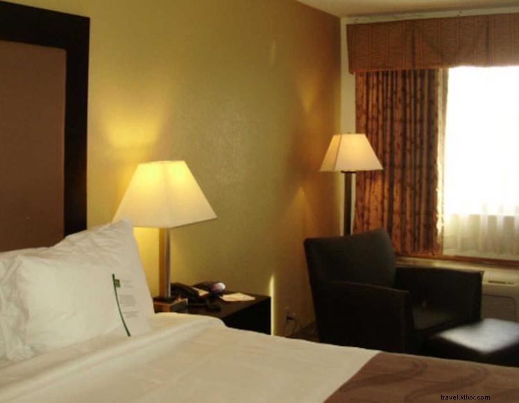 Quality Inn & Suites – Hôtel à Florence, KY