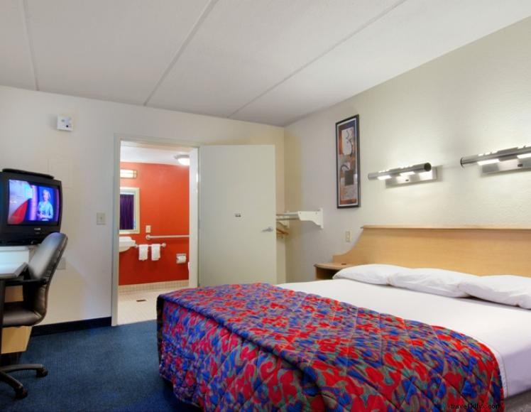 Auberge au toit rouge (Morehead)