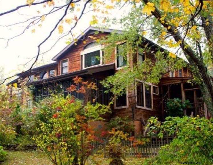Snug Hollow Farm – Chambres d hôtes
