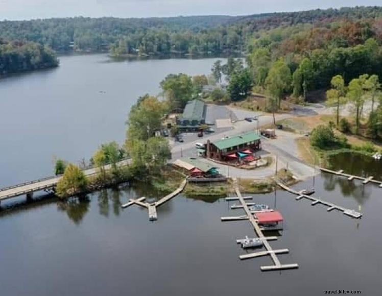 Shady Cliff Resort – Refuge familial au bord du lac à Lewisburg, KY