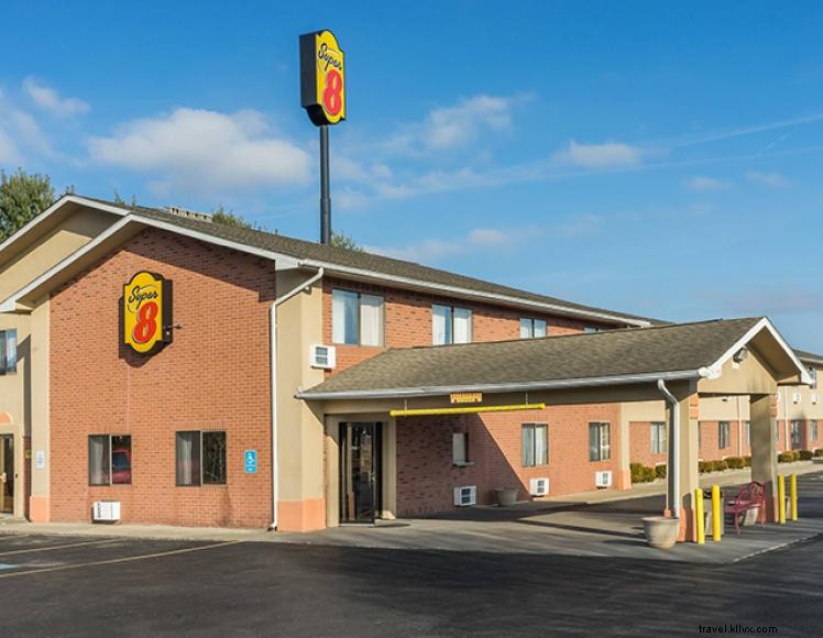 Super 8 Inn & Suites