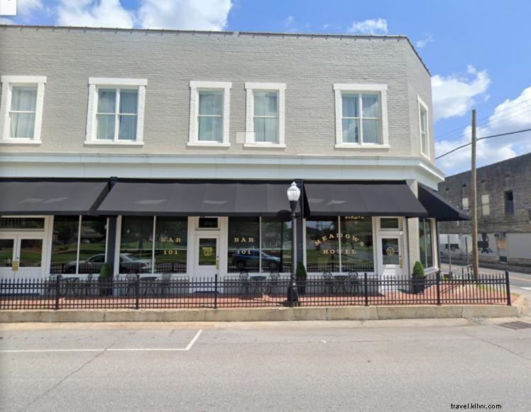 L Hôtel des Prairies – Un repère historique à Fulton, Kentucky