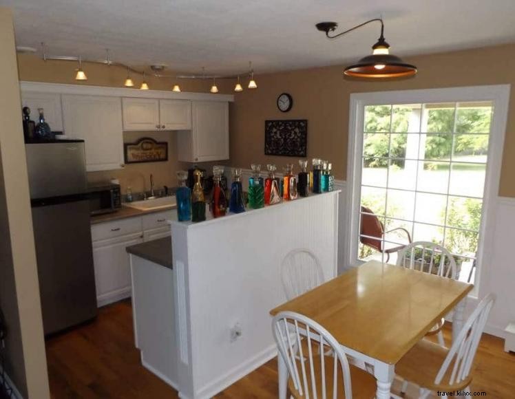 Le Cottage – Retraite authentique du Kentucky avec terrasse privée et décor inspiré du bourbon