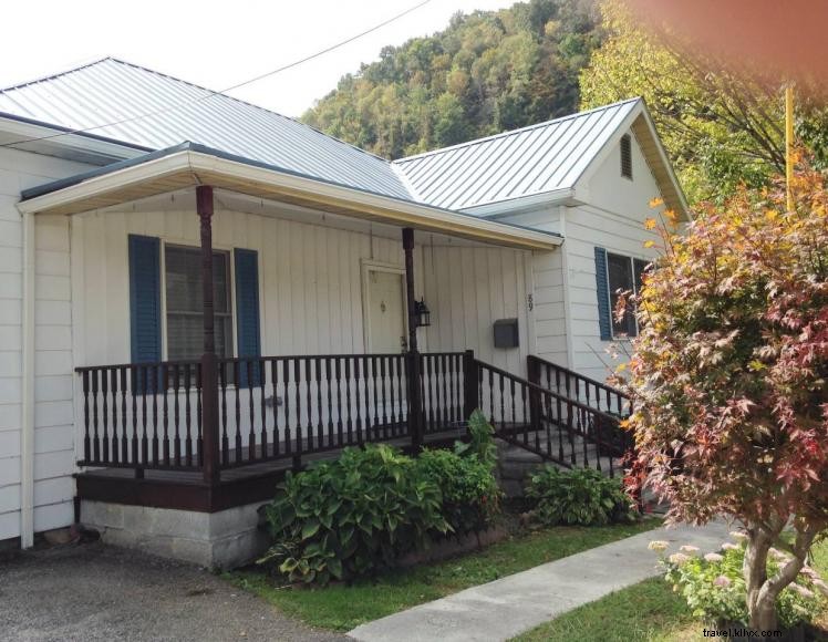 Le chalet au toit bleu – Refuge privé à la montagne