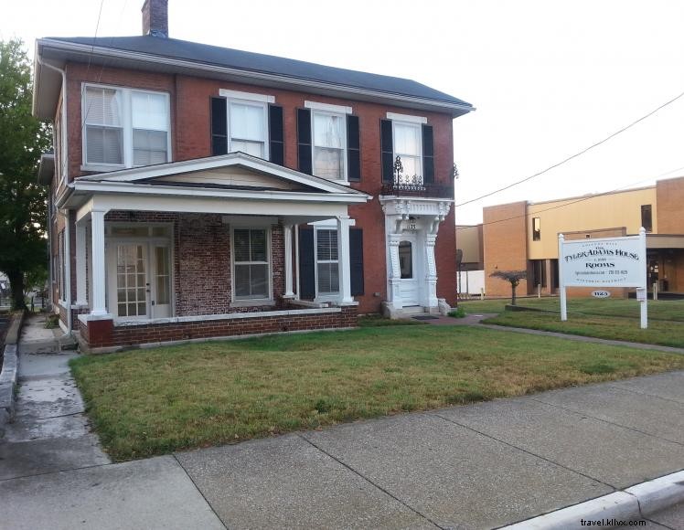 Maison Tyler Adams – Hébergement historique à Bowling Green