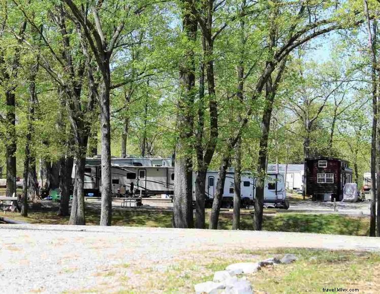 Parc de camping-cars et marina Water’s Edge, au bord de l’eau