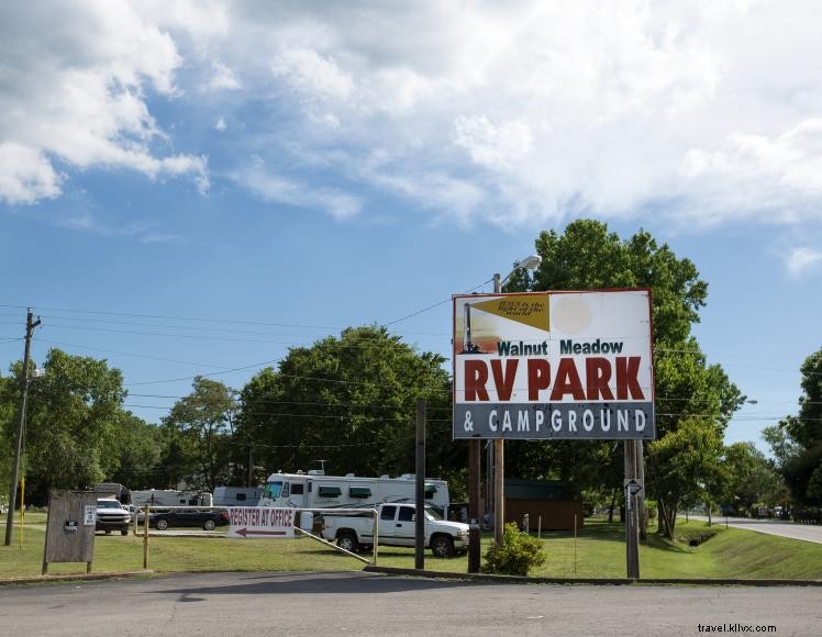 Parc de camping-car Walnut Meadow – 103 emplacements à Berea, KY