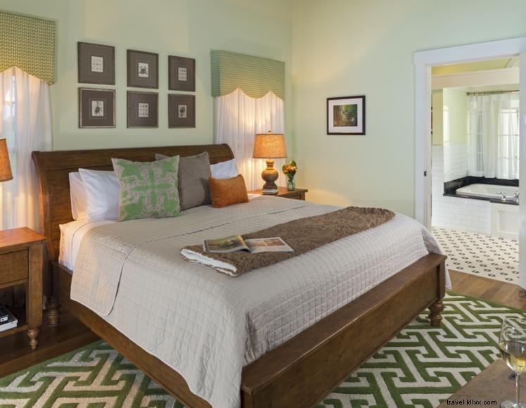 Auberge Ashford Acres