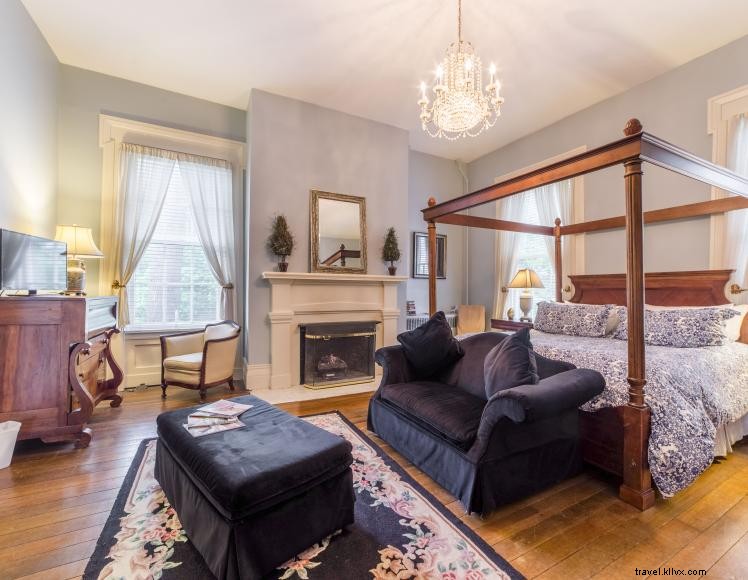 Auberge Bourbon Manor – Chambre d’hôtes, Bar & Lounge Bourbon et Spa