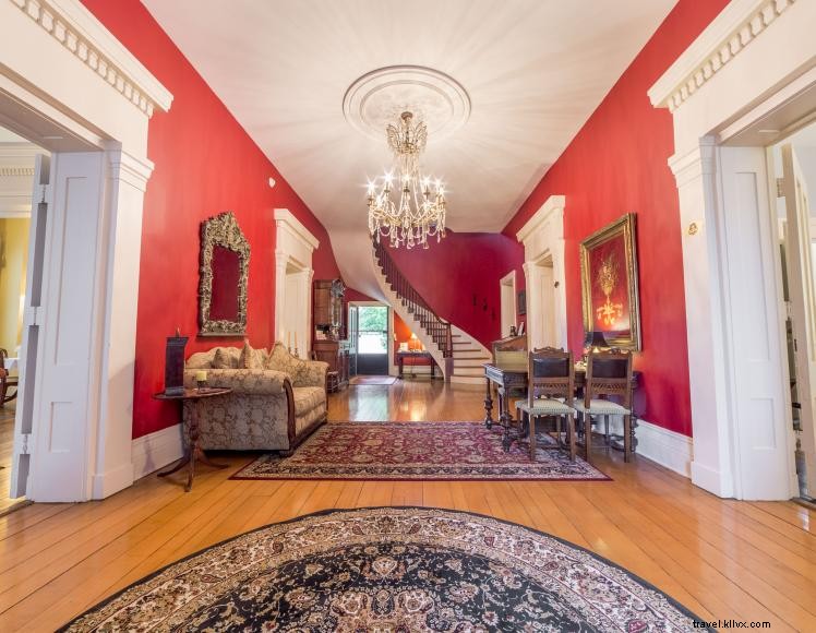 Auberge Bourbon Manor – Chambre d’hôtes, Bar & Lounge Bourbon et Spa