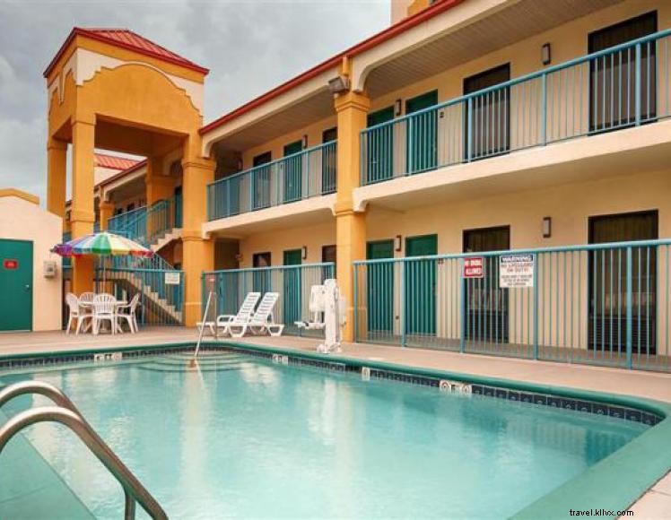 Baymont Inn & Suites (Franklin)