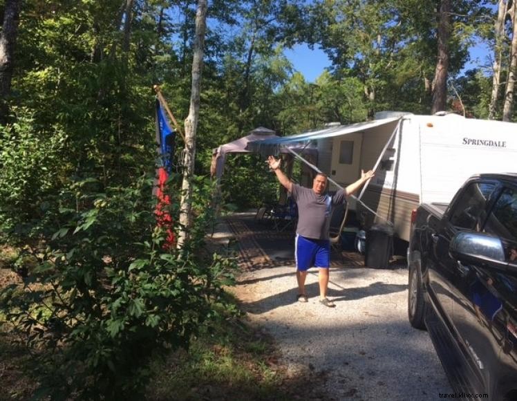 Camping Bee Creek RV