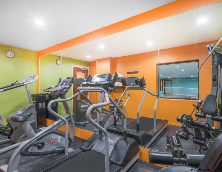 Baymont Inn & Suites (Georgetown)
