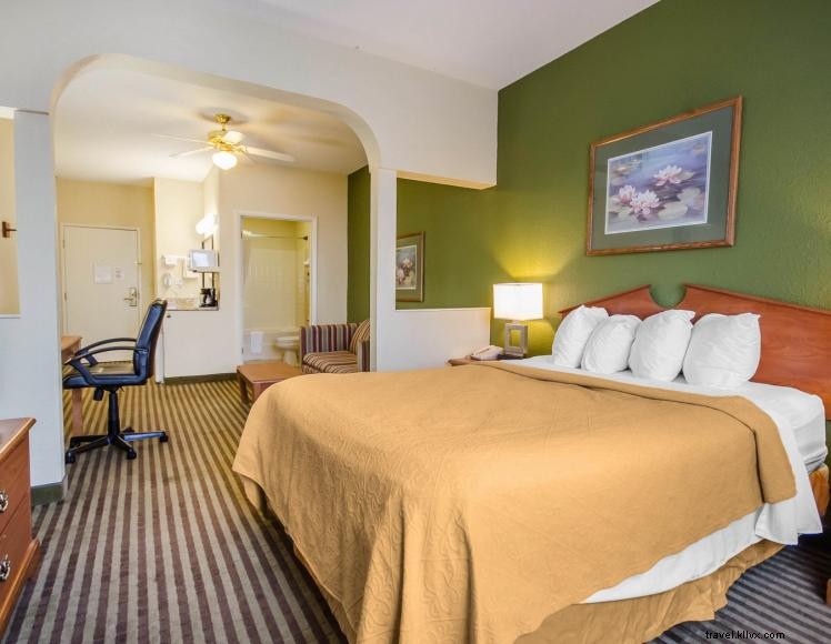 Bluegrass Inn & Suites