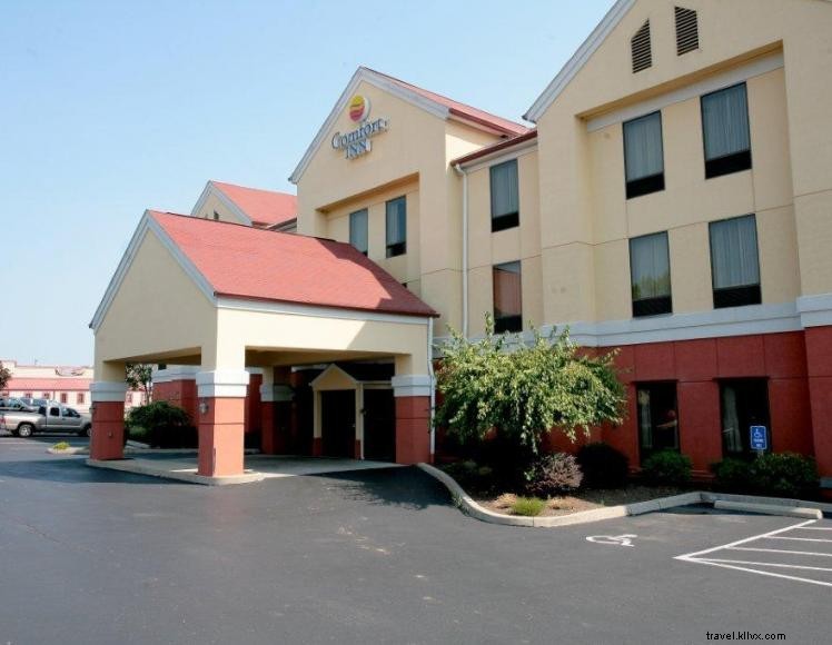 Comfort Inn & Suites (Florence, KY)