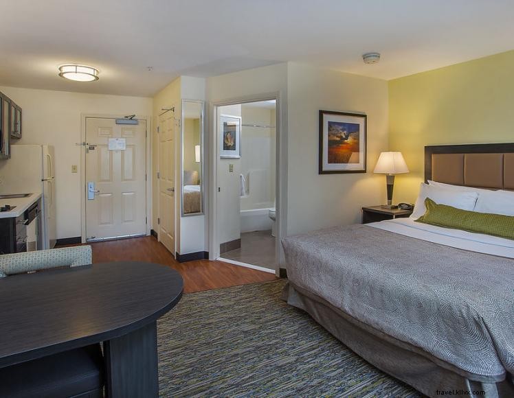 Candlewood Suites Louisville – Proche de l’aéroport