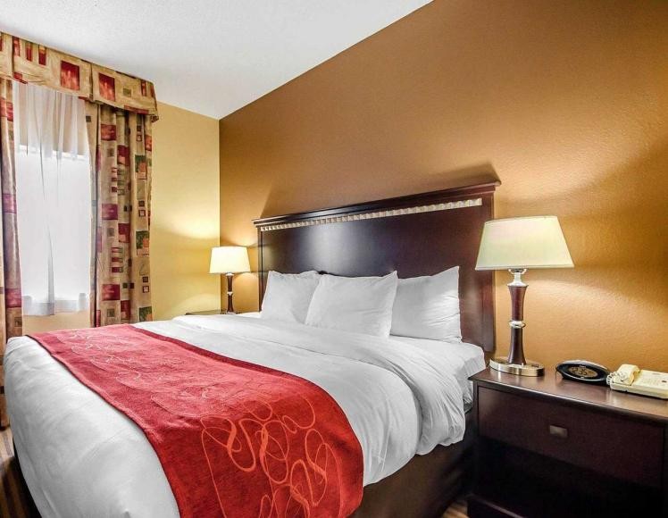 Comfort Suites Est – Louisville