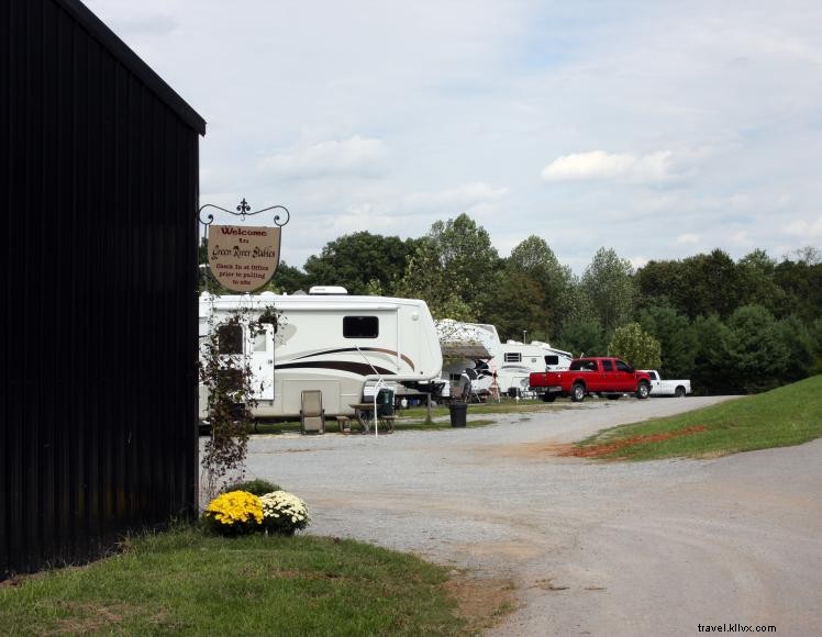 Écuries de Green River – Premier Camping Équestre et Parc de VR