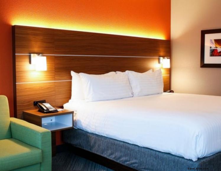 Holiday Inn Express & Suites Louisville centre-ville