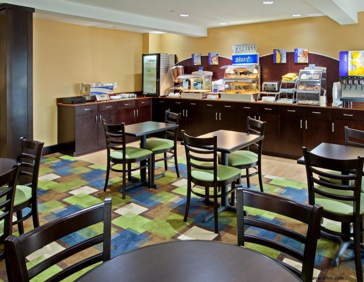 Holiday Inn Express (Bowling Green)