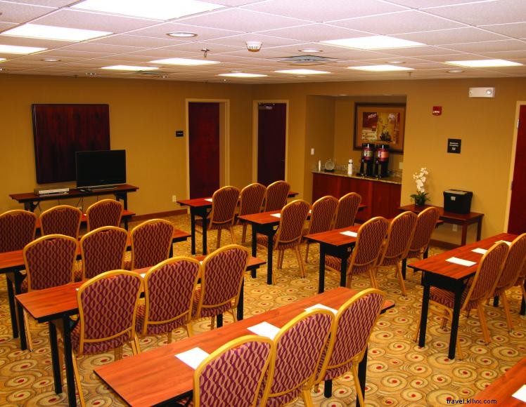 Hampton Inn & Suites (Murray)