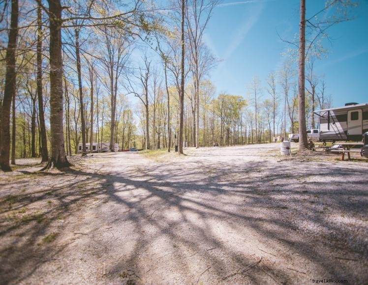 Parc de camping‑car Happy Camper au Lac Cumberland