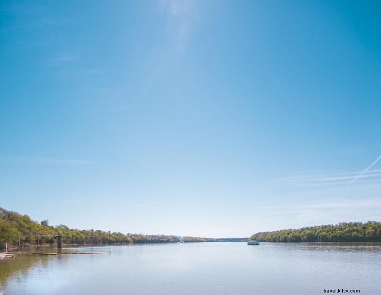 Parc de camping‑car Happy Camper au Lac Cumberland