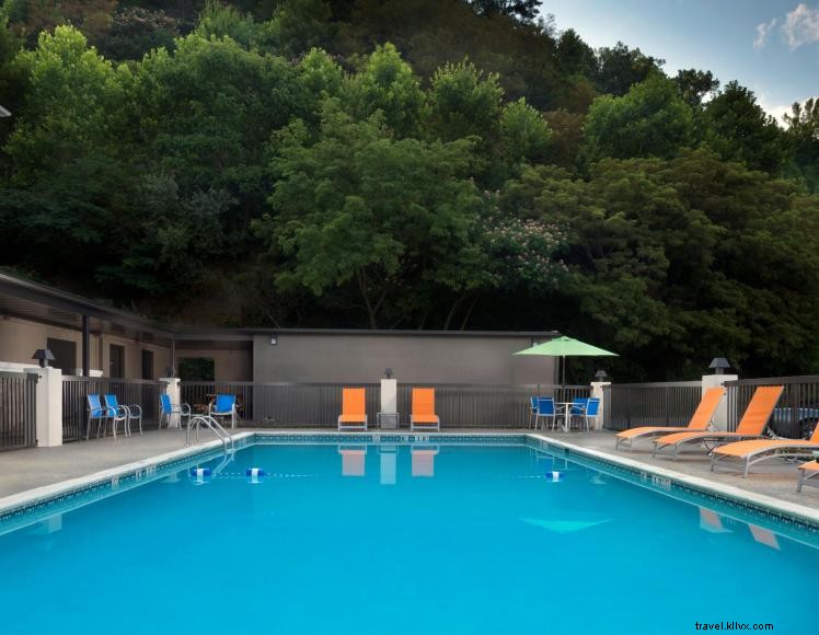 Holiday Inn Express (Middlesboro)