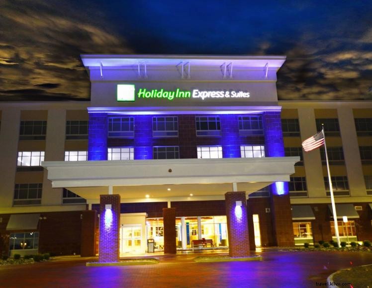 Holiday Inn Express & Suites (Danville)
