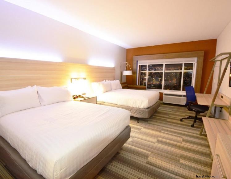 Holiday Inn Express & Suites (Danville)