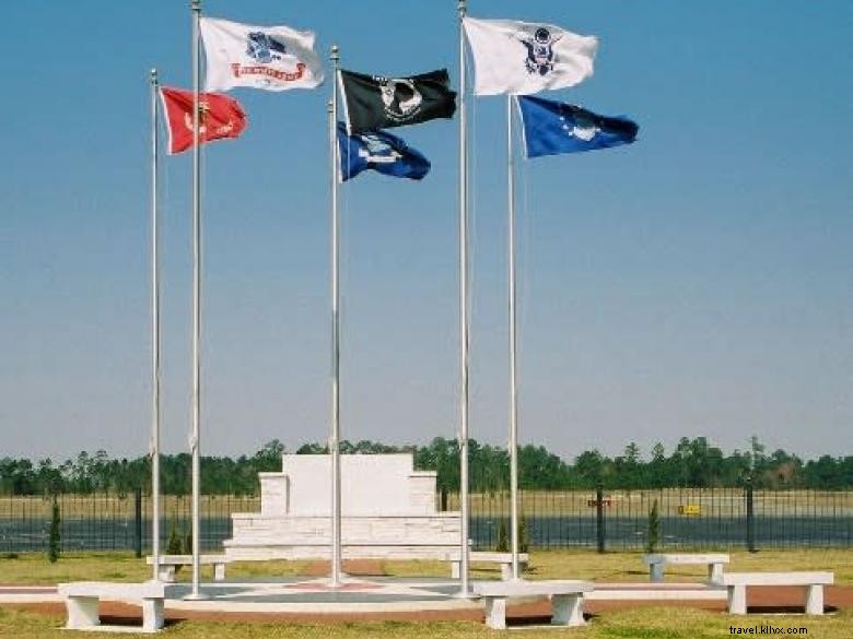 Aéroport municipal Douglas Gene Chambers