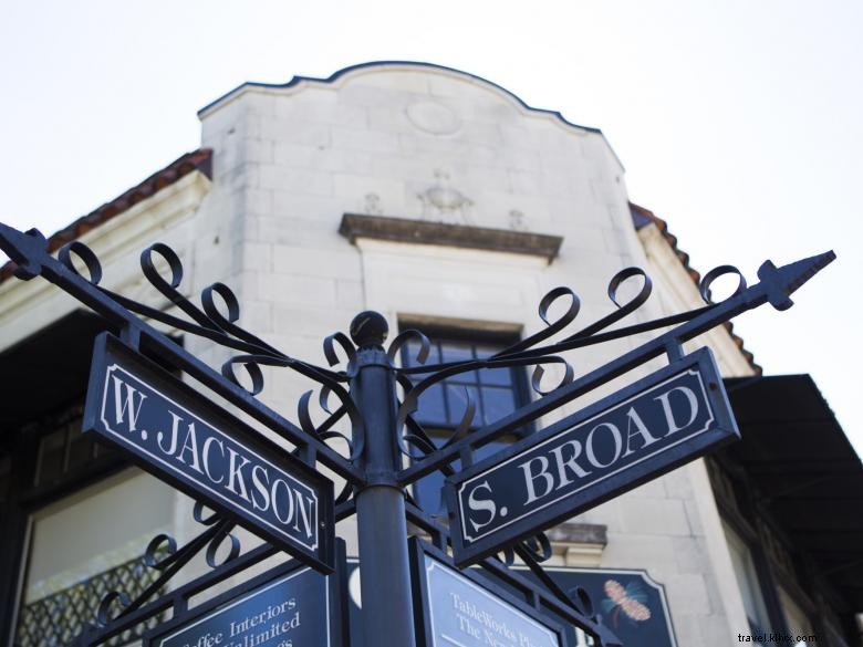Quartier commerçant et de restauration du centre‑ville historique de Thomasville et centre d’accueil des visiteurs