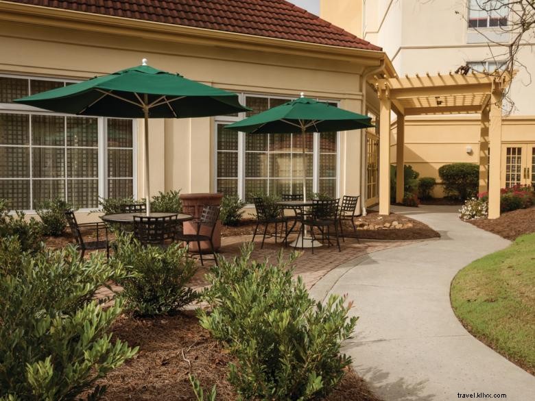 La Quinta Inn & Suites Atlanta Ballpark‑Galleria