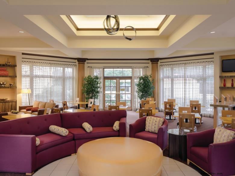 La Quinta Inn & Suites Atlanta Ballpark‑Galleria