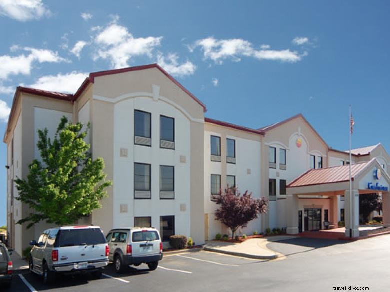 Comfort Inn & Suites à Stone Mountain