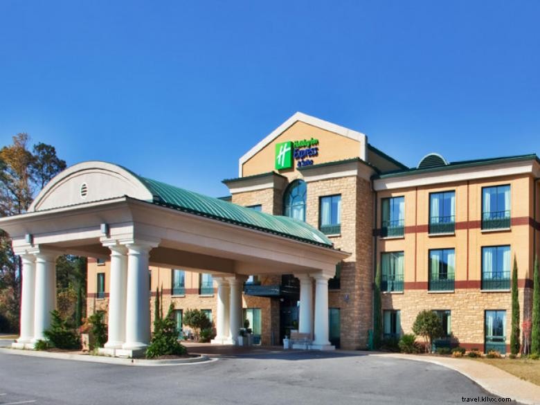 Holiday Inn Express & Suites Macon-Ouest