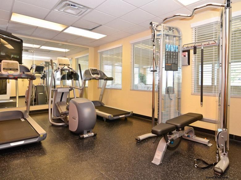 Country Inn & Suites by Radisson, Montagne de Pierre