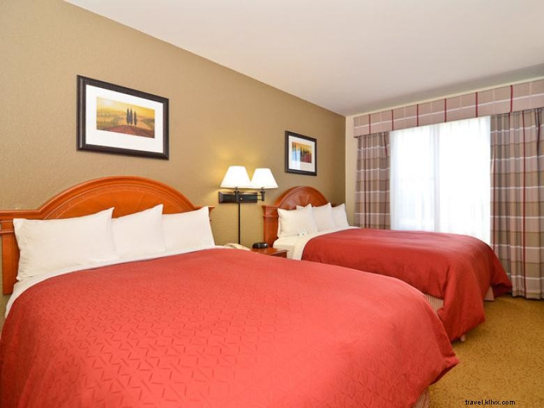 Country Inn & Suites by Radisson, Montagne de Pierre