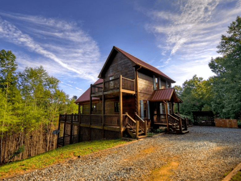 Cabane Edelweiss – Une escapade nature en Géorgie du Nord