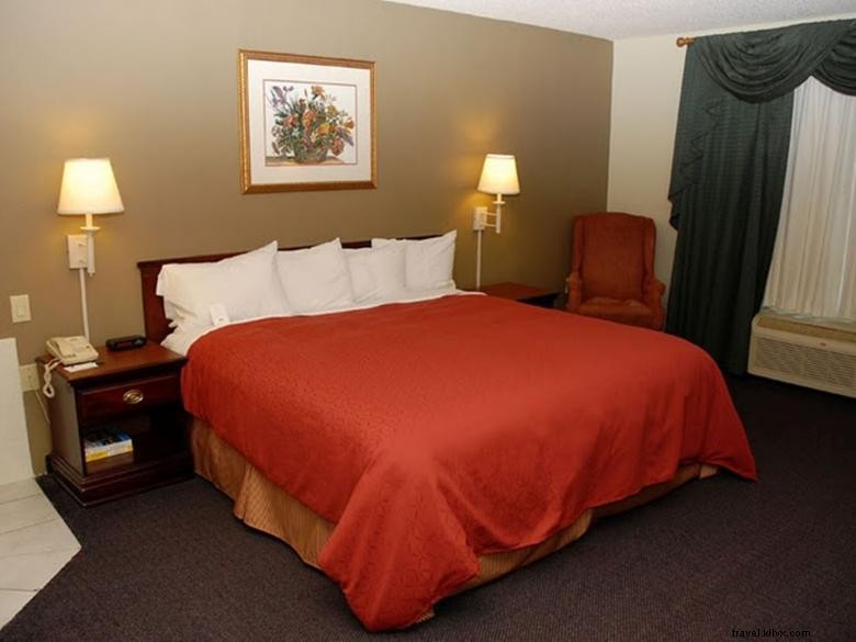 Country Inn & Suites par Radisson, McDonough