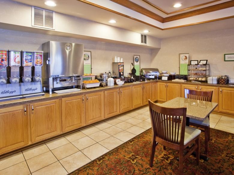 Country Inn & Suites par Radisson, McDonough